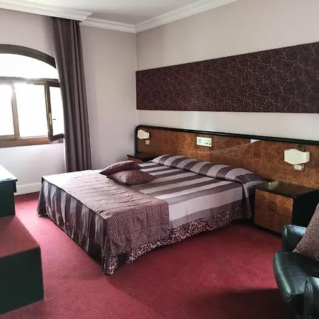 Hotel Regina Margherita 4*